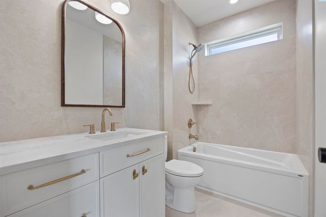 2847 Savanna Ave, Richland, WA 99352