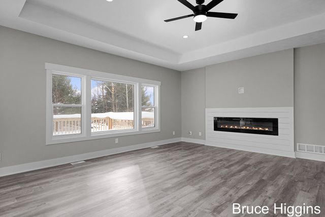 8516 Warner Street, Allendale Twp, MI 49401
