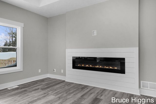 8516 Warner Street, Allendale Twp, MI 49401
