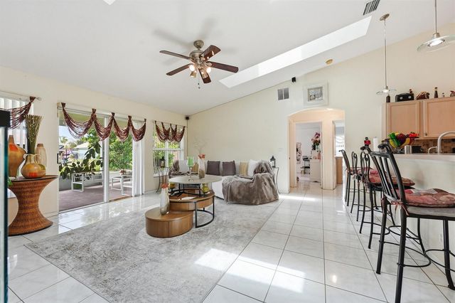1842 SW Penrose Avenue, Port St. Lucie, FL 34953