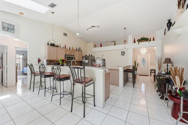 1842 SW Penrose Avenue, Port St. Lucie, FL 34953