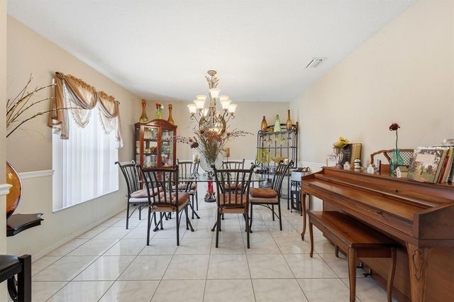 1842 SW Penrose Avenue, Port St. Lucie, FL 34953