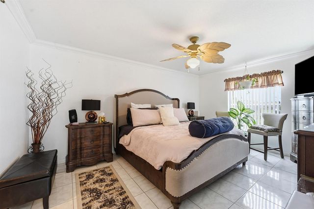 1842 SW Penrose Avenue, Port St. Lucie, FL 34953