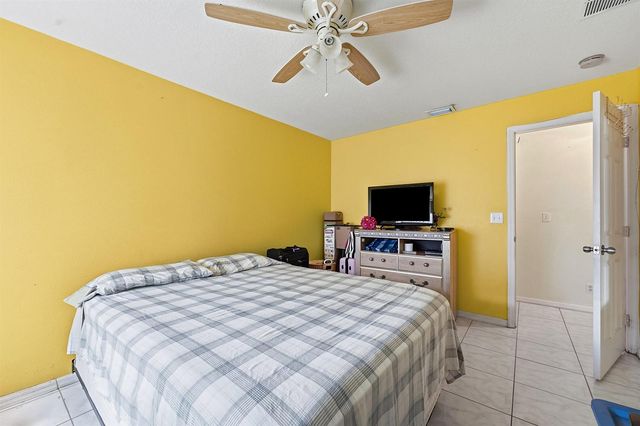 1842 SW Penrose Avenue, Port St. Lucie, FL 34953
