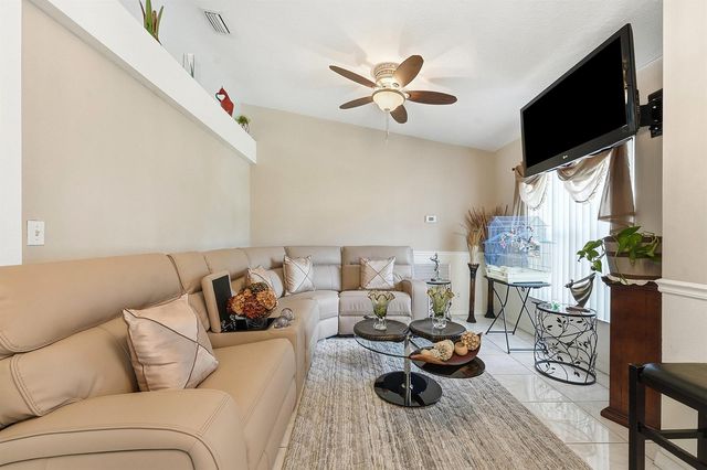 1842 SW Penrose Avenue, Port St. Lucie, FL 34953