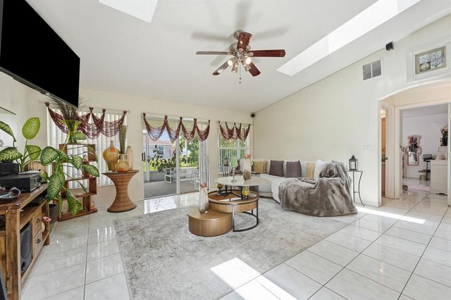 1842 SW Penrose Avenue, Port St. Lucie, FL 34953