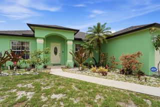 1842 SW Penrose Avenue, Port St. Lucie, FL 34953