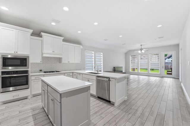 16719 Williams Gully Trail, Humble, TX 77346