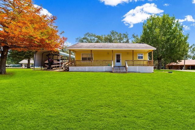 330 Pine Brook Dr, Livingston, TX 77351