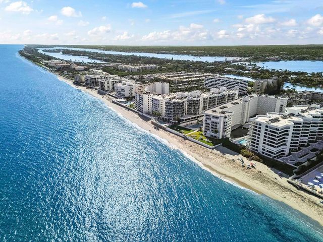 3581 S Ocean Boulevard 2d, South Palm Beach, FL 33480