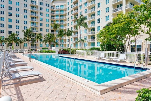 400 N Federal Hwy 305S, Boynton Beach, FL 33435