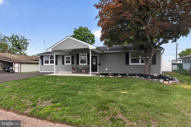 41 STREAM LN, Levittown, PA 19055