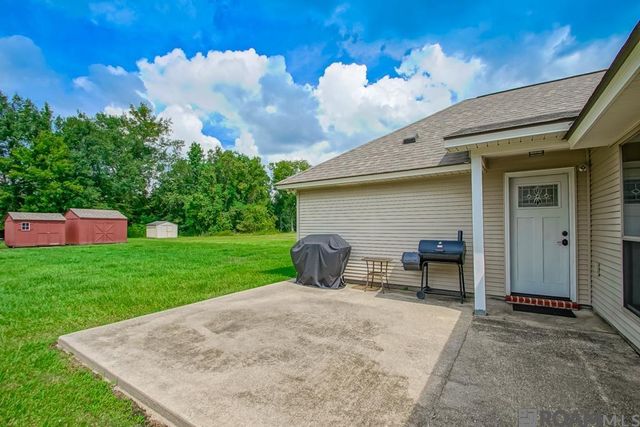 2005 S Commerce Ave, Gonzales, LA 70737