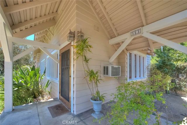 563 Claremont, Pomona, CA 91767