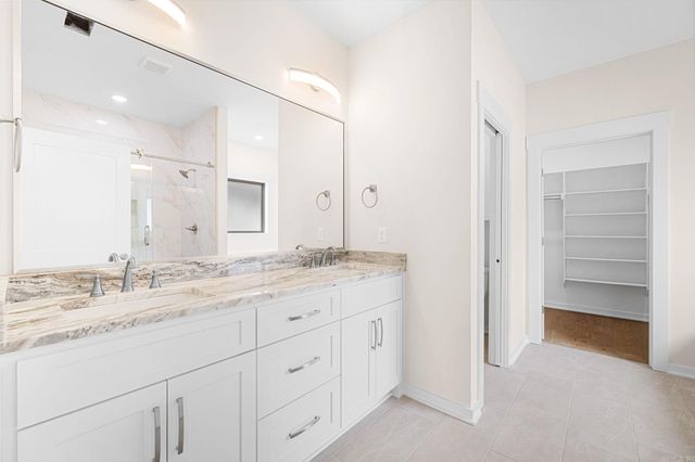 2312 Lakewood Circle, Cabot, AR 72023