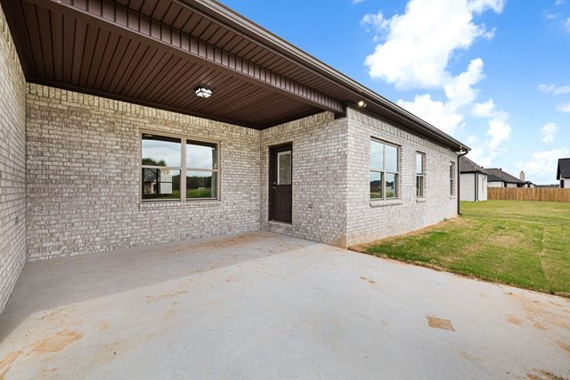 2312 Lakewood Circle, Cabot, AR 72023