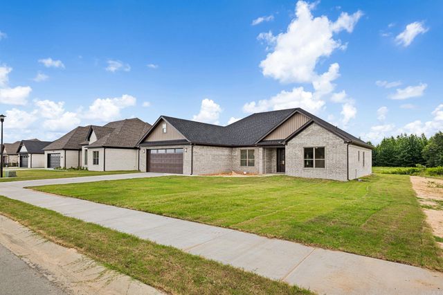 2312 Lakewood Circle, Cabot, AR 72023