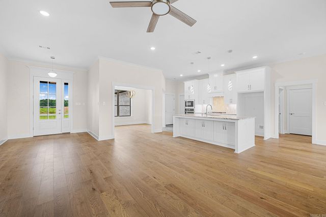 2312 Lakewood Circle, Cabot, AR 72023