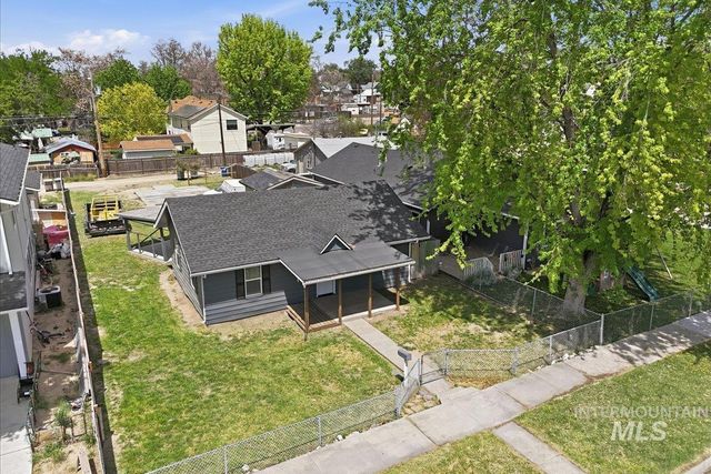 419 15th Ave N, Nampa, ID 83687