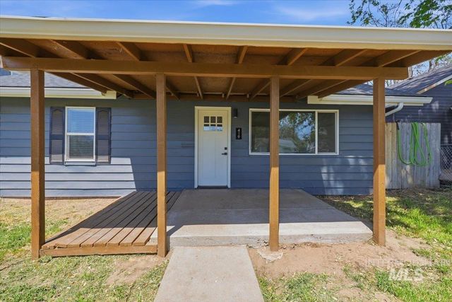 419 15th Ave N, Nampa, ID 83687