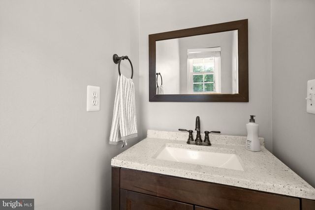 21495 ARBOR GLEN CT, Broadlands, VA 20148