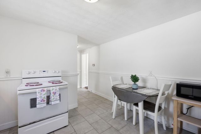 26 Howes Road, South Yarmouth, MA 02664