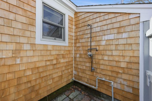 26 Howes Road, South Yarmouth, MA 02664