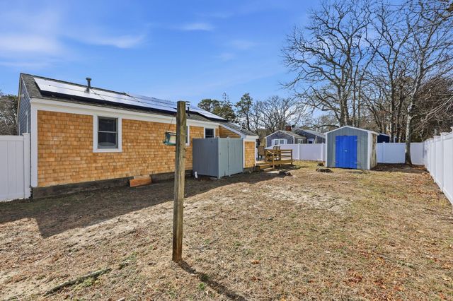 26 Howes Road, South Yarmouth, MA 02664