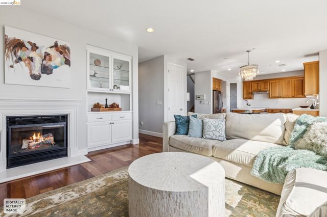 214 Seaview Dr, Richmond, CA 94801