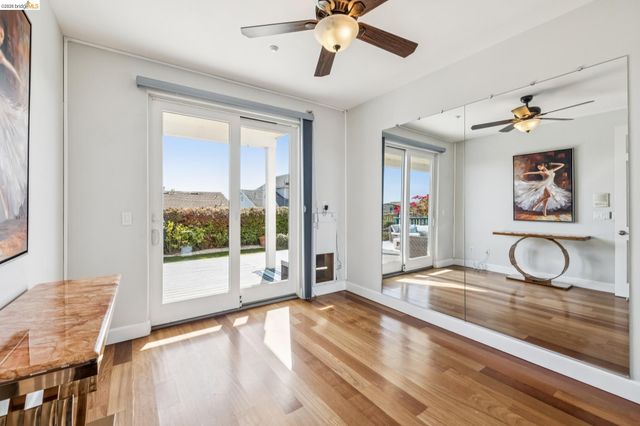 214 Seaview Dr, Richmond, CA 94801