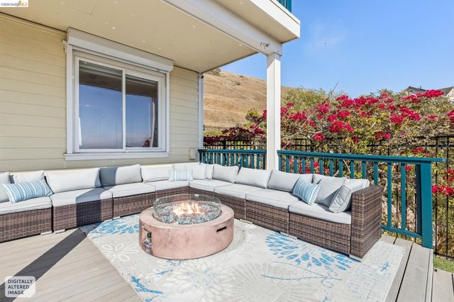 214 Seaview Dr, Richmond, CA 94801