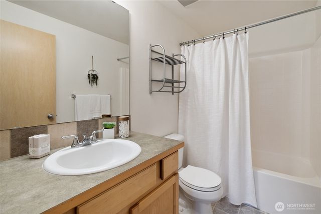 224 84th Avenue NE, Lake Stevens, WA 98258