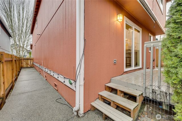 224 84th Avenue NE, Lake Stevens, WA 98258