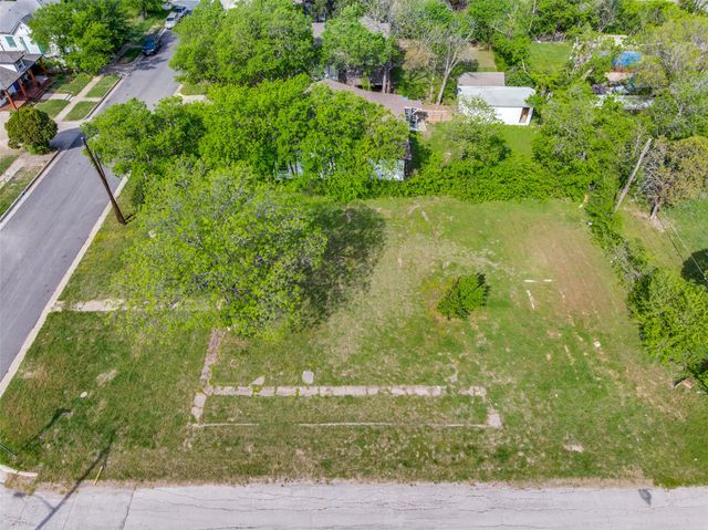 2921 Avenue A, Fort Worth, TX 76105