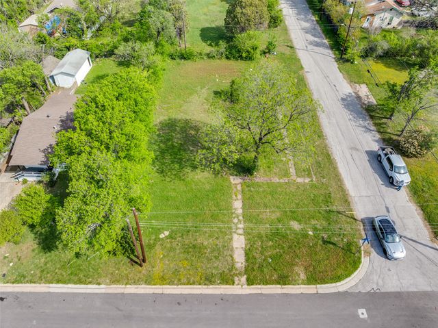 2921 Avenue A, Fort Worth, TX 76105