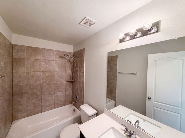 8956 Devonshire Drive, Fort Worth, TX 76131