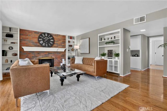 2082 Lindengrove Street, Westlake Village, CA 91361
