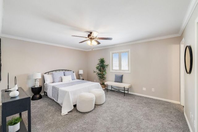 943 Pawnee Drive, Crown Point, IN 46307