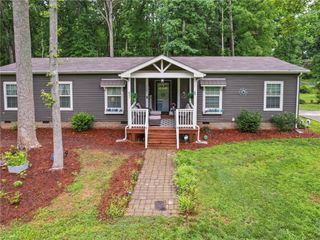 142 Hickory Road, Lexington, NC 27292