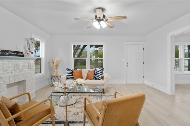 2459 1st St, Ingleside, TX 78362