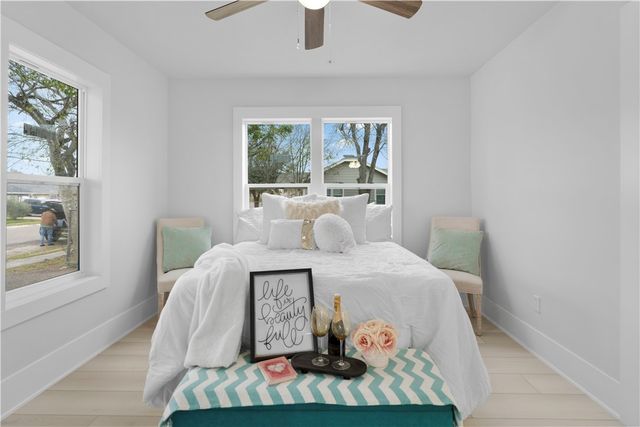 2459 1st St, Ingleside, TX 78362