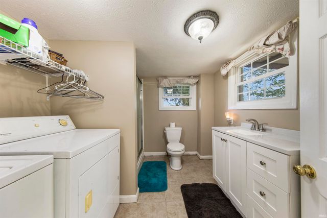 12555 Selvin Road, Dale, IN 47523