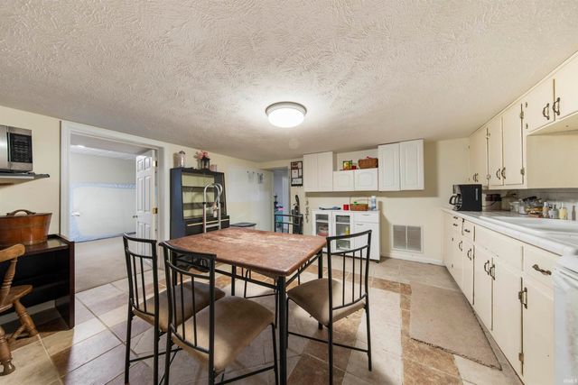 12555 Selvin Road, Dale, IN 47523