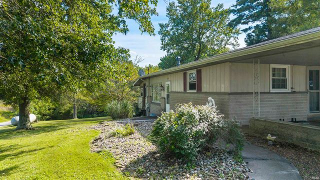12555 Selvin Road, Dale, IN 47523
