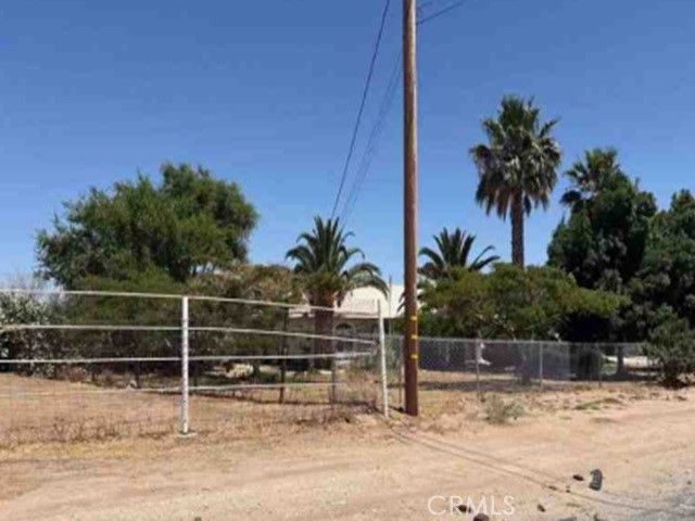 10695 5th Avenue, Hesperia, CA 92345
