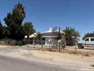 10695 5th Avenue, Hesperia, CA 92345