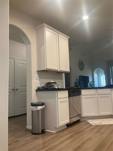 13802 Andover Park Drive, South Houston, TX 77082