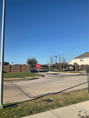 13802 Andover Park Drive, South Houston, TX 77082