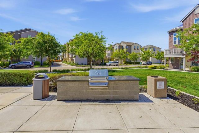 4437 Sunset View Drive, Dublin, CA 94568
