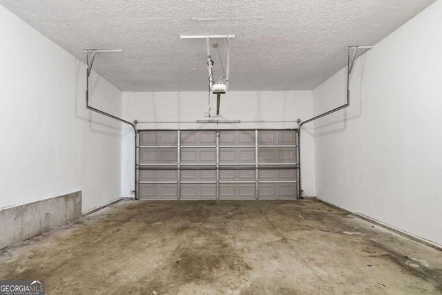 140 Brookfield Drive, Stockbridge, GA 30281